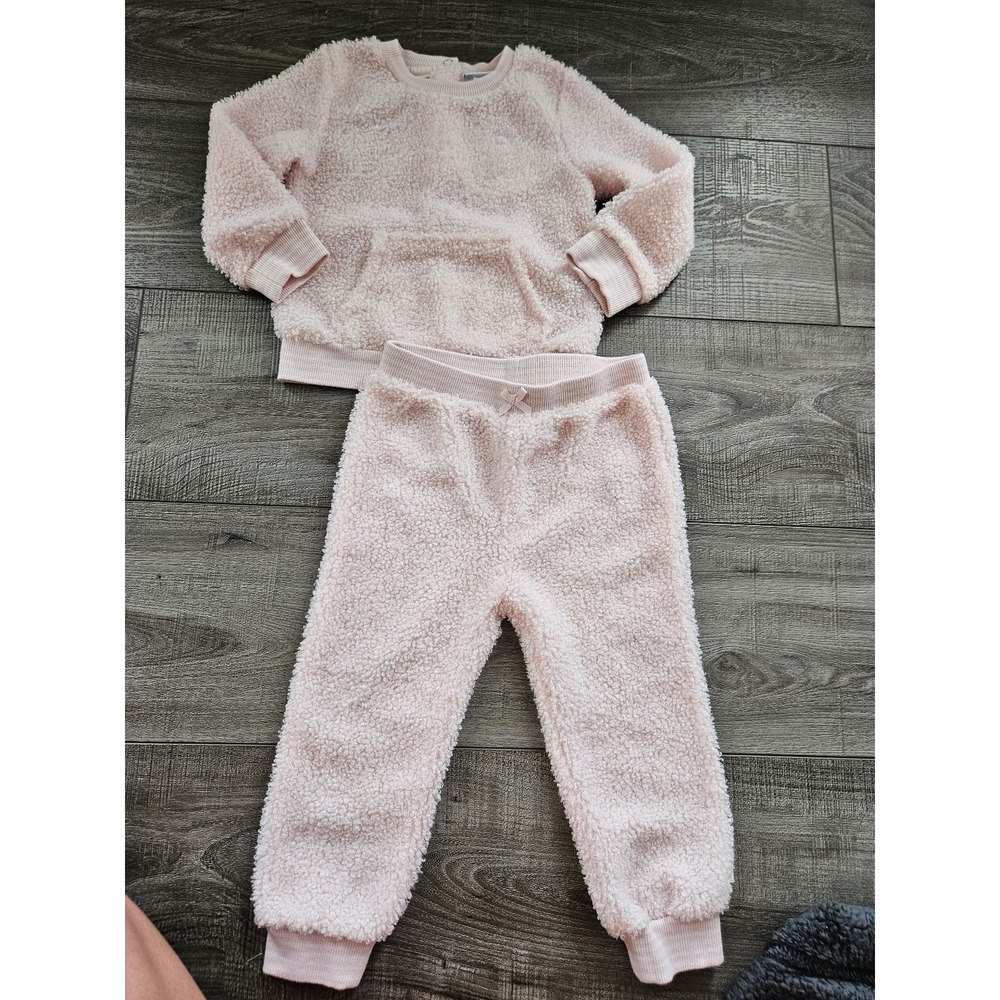 Calvin klein baby girl set‎ 18 mos